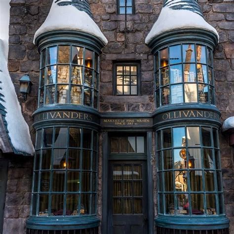 Ollivanders .